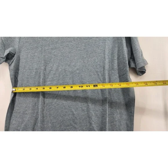 True Classic Men's Medium blue Short Sleeve T-Shirt Tee NWT - Picture 10 of 10